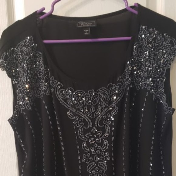 Beautiful Black & Sequins Short Sleeve - Picture 1 of 4
